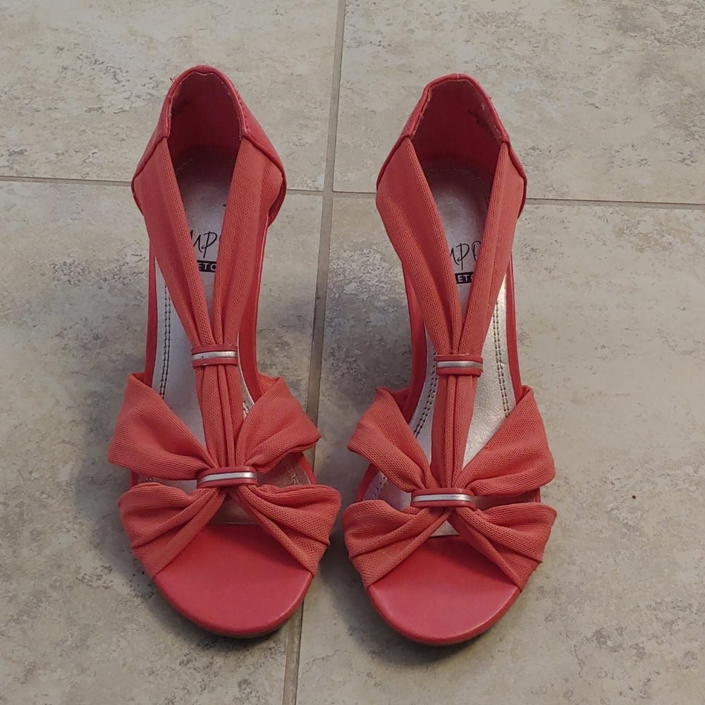 Coral wedges - Picture 2 of 5
